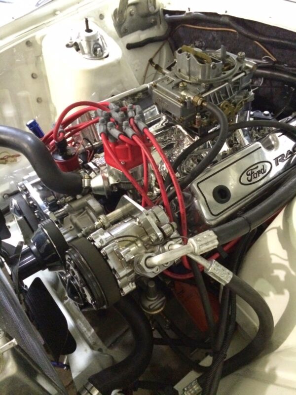 Motor Maverick V8